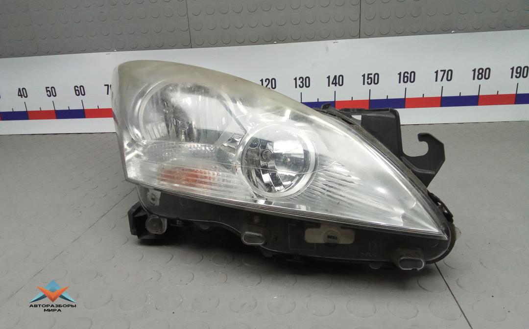 фара правая Peugeot 3008 1 поколение 2010, 1.6 л., дизель, МКПП, хетчбэк 5 дв. - фото №1