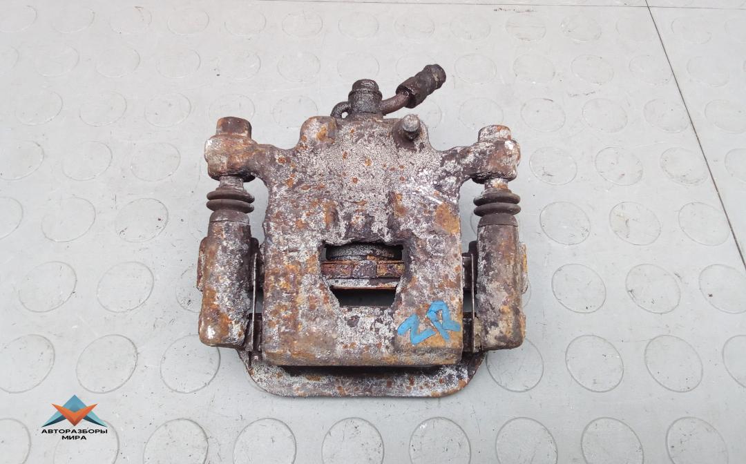 суппорт задний правый Nissan Juke YF15 2011, 1.6 л., бензин, МКПП, хетчбэк 5 дв., 440011KD0A - фото №1