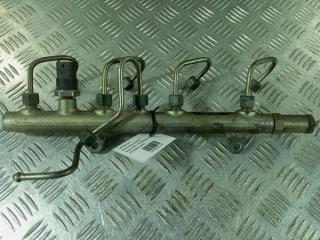 топливная рампа Volvo S40 1 поколение [рестайлинг] 2003, цвет, 7700114017