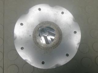 колпачок литого диска Volkswagen Touareg 1 поколение [рестайлинг] 2008, 2.5 л., дизель, АКПП, внедорожник 5 дв.