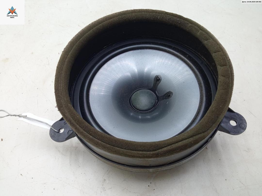 динамик двери Subaru Forester 3 поколение (SH) 2010, 2.0 л., дизель, МКПП, чёрный, внедорожник 5 дв., 86301FG101 - фото №1