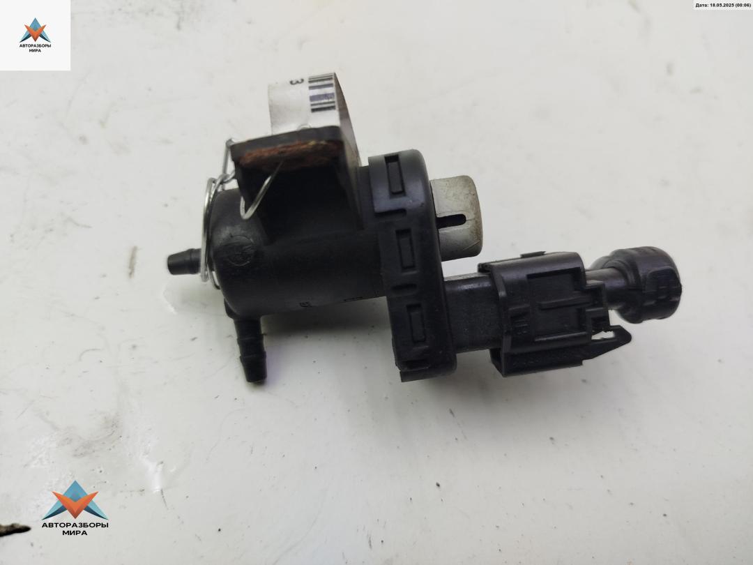 клапан вакуумного управления Opel Insignia 1 поколение (A) 2011, 2.0 л., дизель, МКПП, чёрный, универсал, 55566051 - фото №1