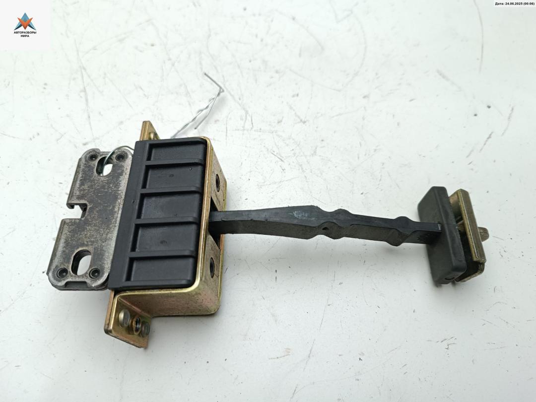 ограничитель открывания двери Mercedes-Benz C-Класс W203/S203/CL203 2001, седан - фото №1