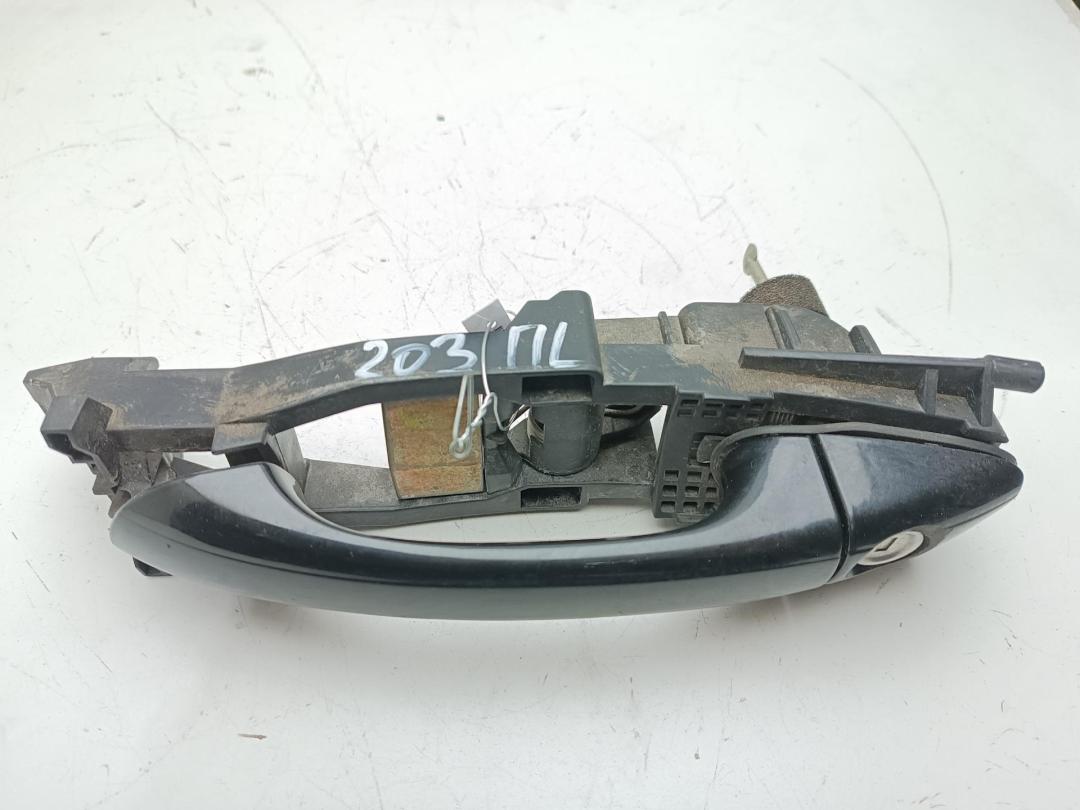 ручка наружная передняя левая Mercedes-Benz C W203 2005, 2.2 л., дизель, АКПП, чёрный, универсал, 2037600134