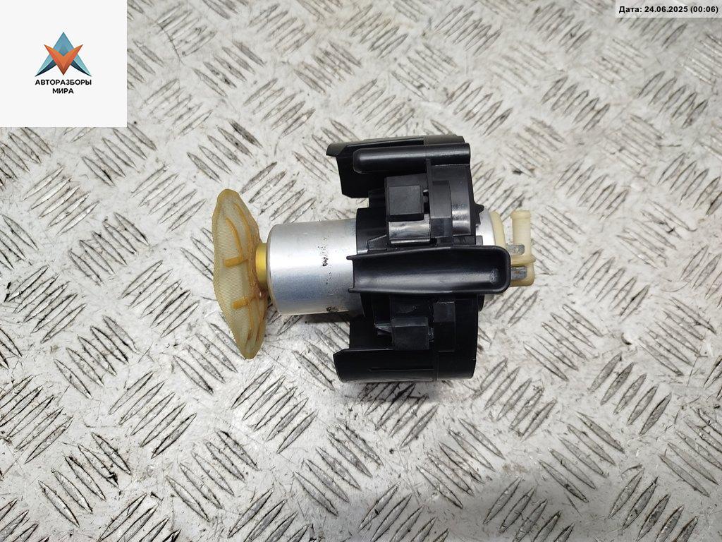 насос топливный BMW 7 серия E38 1995, 2.8 л., бензин, АКПП, синий, седан - фото №1