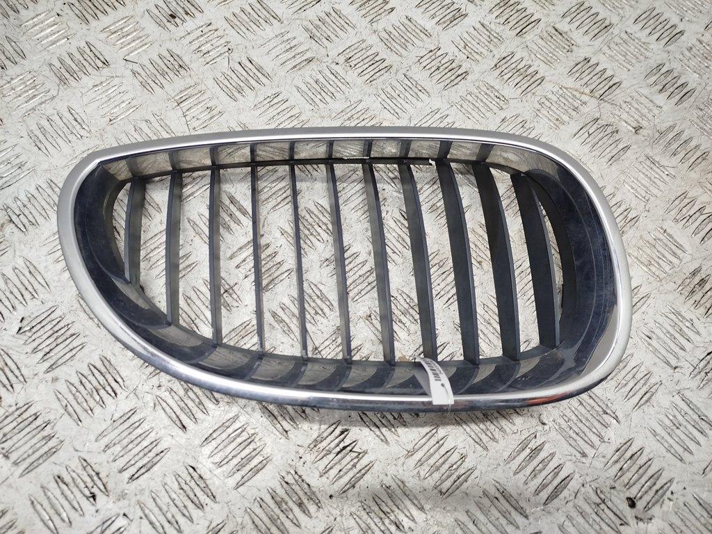 решетка радиатора BMW 5 E60/E61 2005, синий, универсал, 7027066