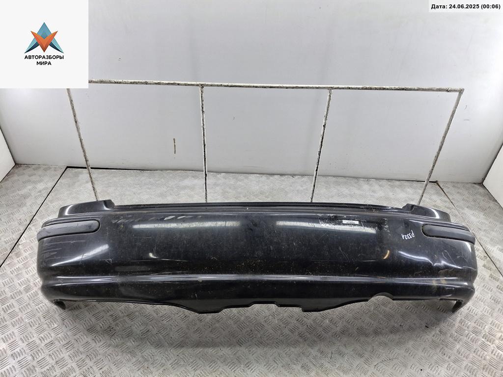 бампер задний Honda Civic 6 поколение 1996, чёрный, хетчбэк 3 дв. - фото №1