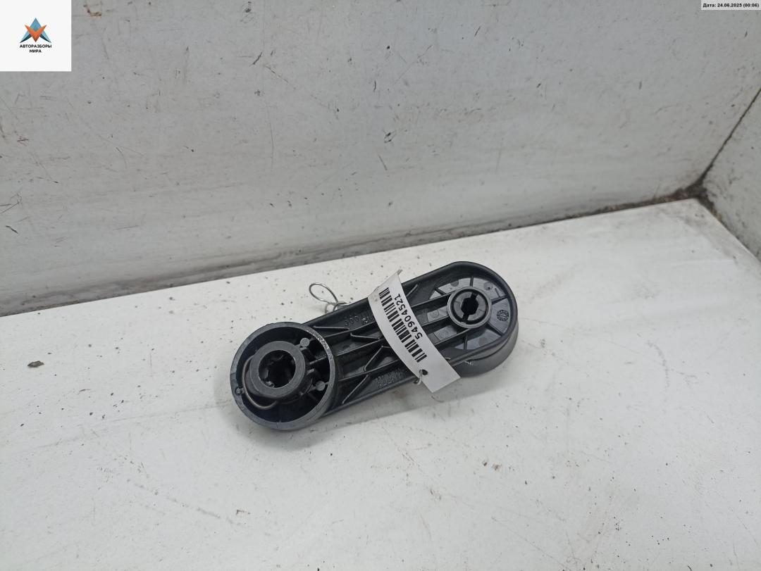 ручка стеклоподъемника Opel Insignia 1 поколение (A) 2011, 2.0 л., дизель, МКПП, чёрный, универсал, 24451526 - фото №1