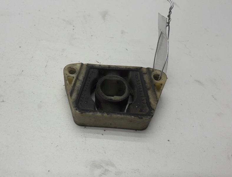 кронштейн радиатора Skoda Roomster 2007, 1.4 л., дизель, МКПП, серый, универсал, 5J0121367