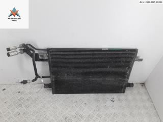 радиатор кондиционера Volkswagen Passat B5 1999, 1.8 л., бензин, МКПП, синий, универсал, 8D0260401H