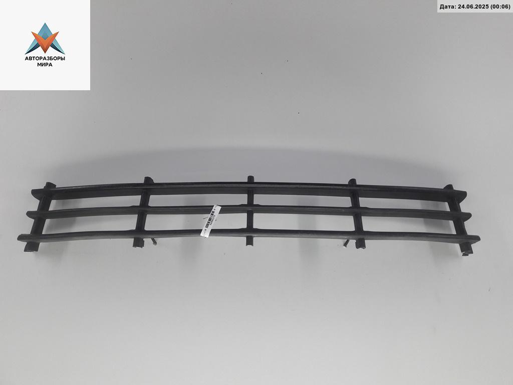 заглушка (решетка) в бампер Skoda Octavia mk2 (A5 1Z) 2008, 1.9 л., дизель, МКПП, чёрный, хетчбэк 5 дв., 1Z0853677 - фото №1