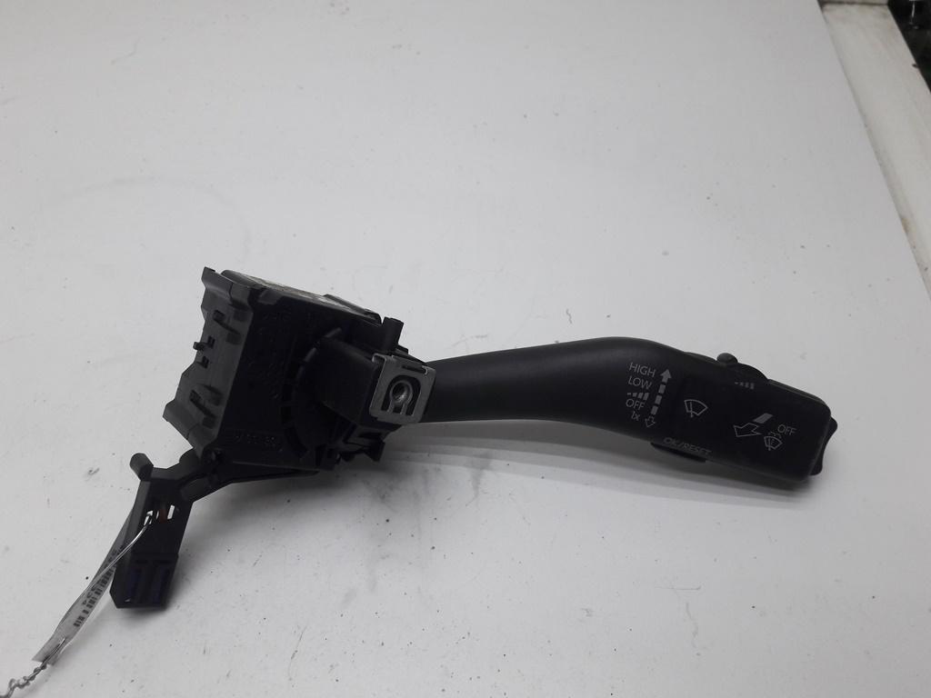 переключатель дворников Skoda Octavia mk2 (A5 1Z) 2008, 1.9 л., дизель, МКПП, чёрный, хетчбэк 5 дв., 1K0953519L