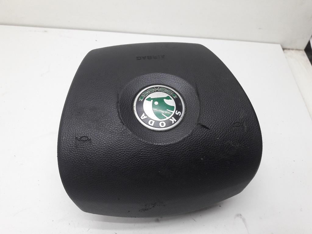 подушка безопасности водителя Skoda Octavia mk2 (A5 1Z) 2008, 1.9 л., дизель, МКПП, чёрный, хетчбэк 5 дв., 1Z0880201