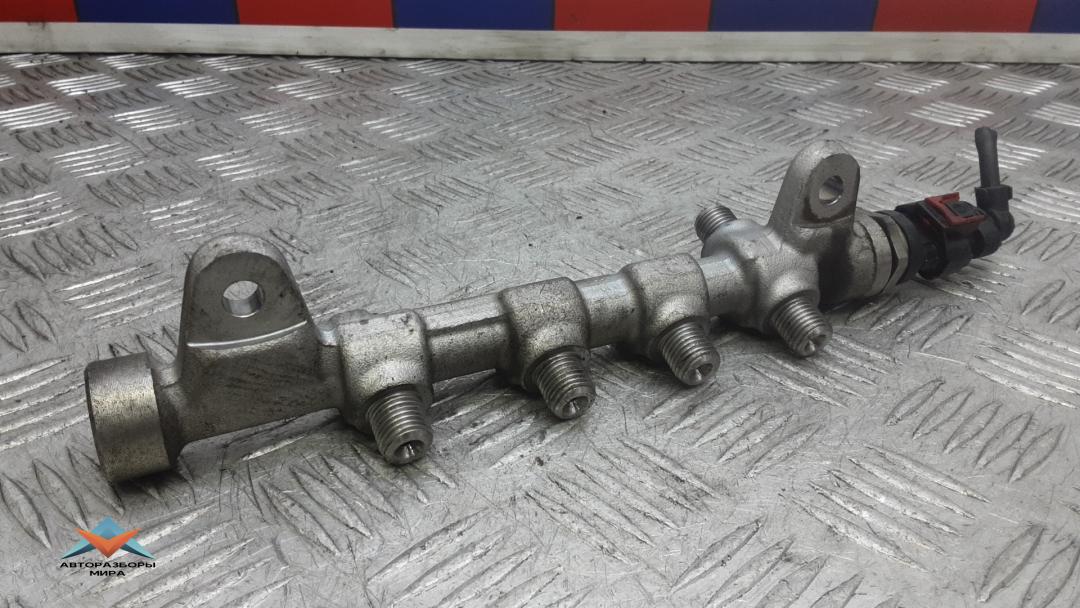 топливная рампа Opel Zafira 3 поколение (C) 2014, 2.0 л., CDTi, дизель, МКПП, минивэн, 55576177, 817044 - фото №1