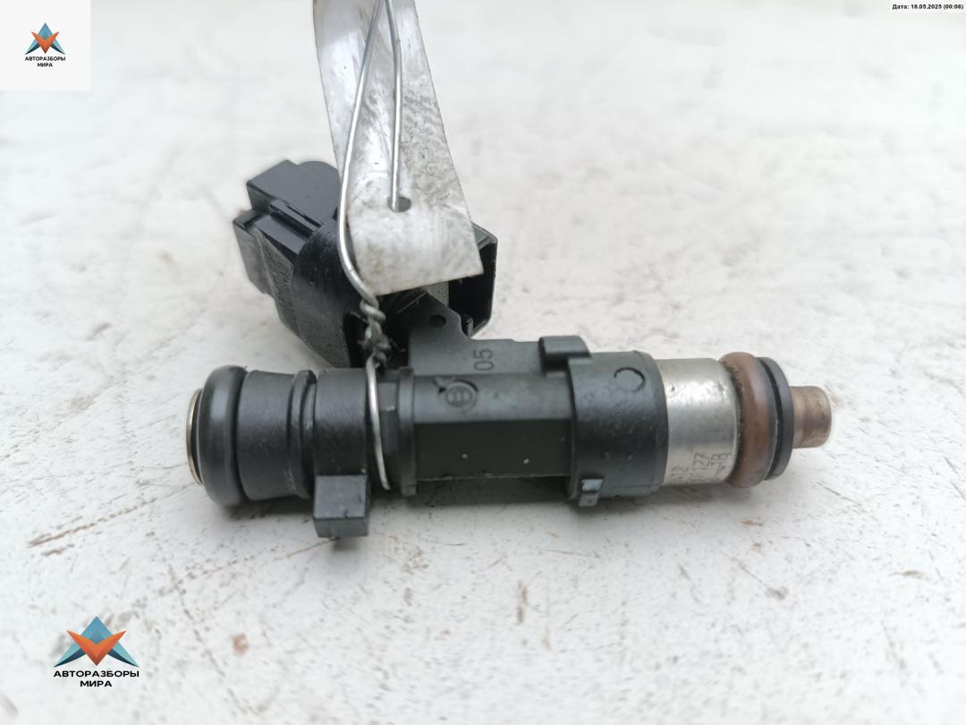 форсунка Peugeot 407 1 поколение 2005, 3.0 л., бензин, АКПП, синий, универсал, 0280158041 - фото №1