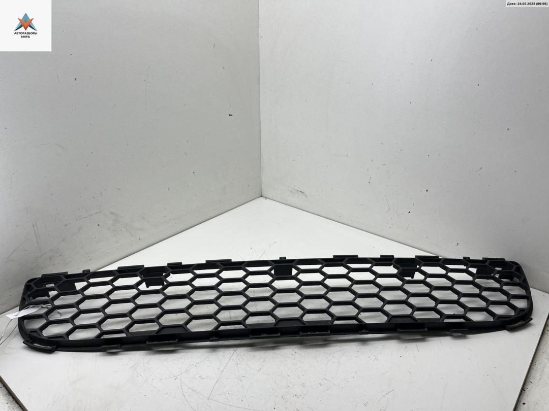 решетка радиатора Toyota COROLLA VERSO 2005, серый, минивэн, 53112-0F020 - фото №1