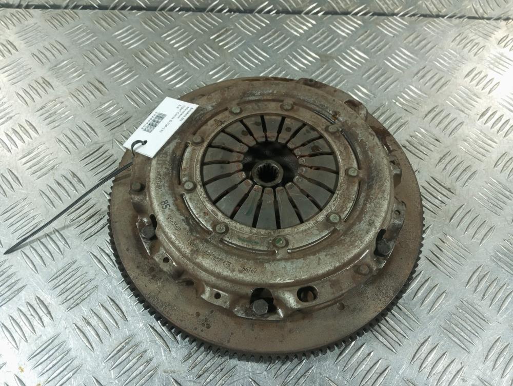 маховик Opel Corsa D 2008, цвет - фото №1