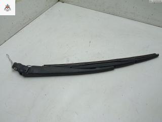 Щеткодержатель (поводок стеклоочистителя) задний Subaru Forester 3 поколение (SH) 2010, 2.0 л., дизель, МКПП, чёрный, внедорожник 5 дв.