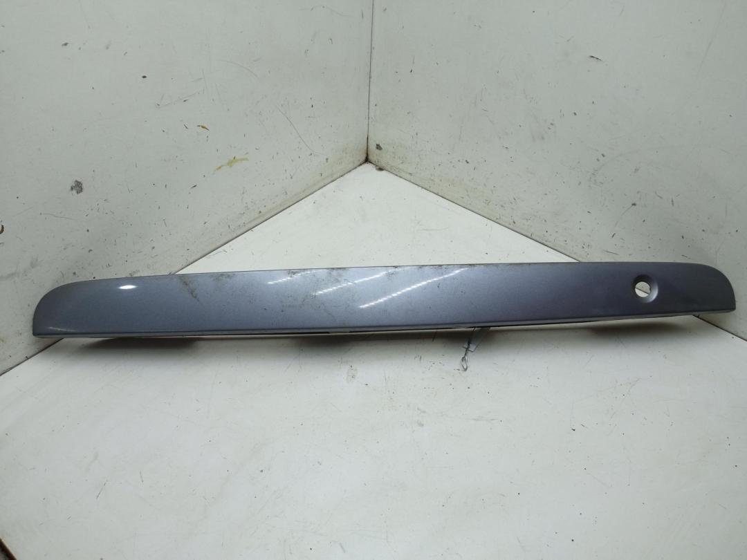 накладка подсветки номера Mazda Premacy 2004, 1.8 л., бензин, МКПП, серый, минивэн, C10050811