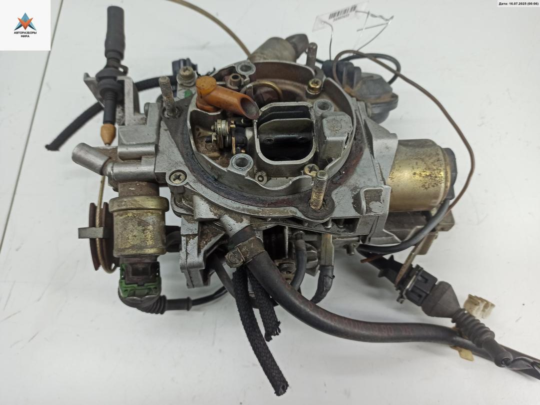 карбюратор Audi 80 8A/B3 1990, 1.6 л., бензин, МКПП, красный, седан, PIERBURG2EE - фото №1