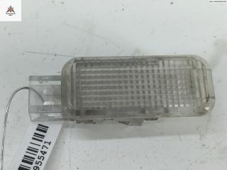 фонарь салона (плафон) Audi A6 Allroad Quattro C5 2001, 2.5 л., дизель, АКПП, серый, универсал, 4B0947415