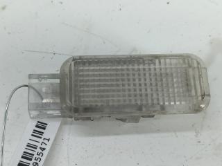 фонарь салона (плафон) Audi A6 C5 Allroad 2001, 2.5 л., дизель, АКПП, серый, универсал, 4B0947415