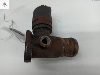 фланец (тройник) системы охлаждения Audi 80 8A/B3 1990, 1.6 л., бензин, МКПП, красный, седан, 026121133