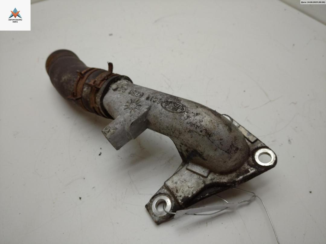 фланец (тройник) системы охлаждения Ford Transit 8 поколение 2013, 2.2 л., дизель, МКПП, белый, микроавтобус, 6C1Q8250BB - фото №1