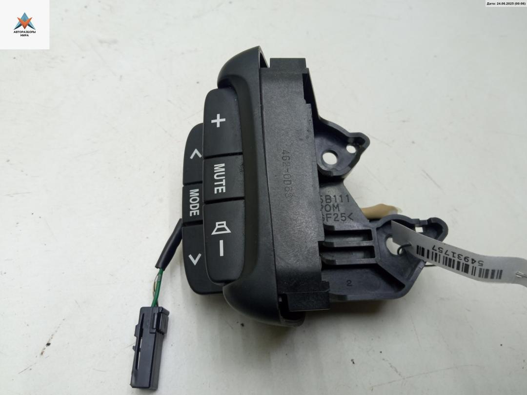 кнопки управления на руле Suzuki Liana 1 поколение 2003, 1.6 л., бензин, МКПП, серый, хетчбэк 5 дв., 75B111 - фото №1