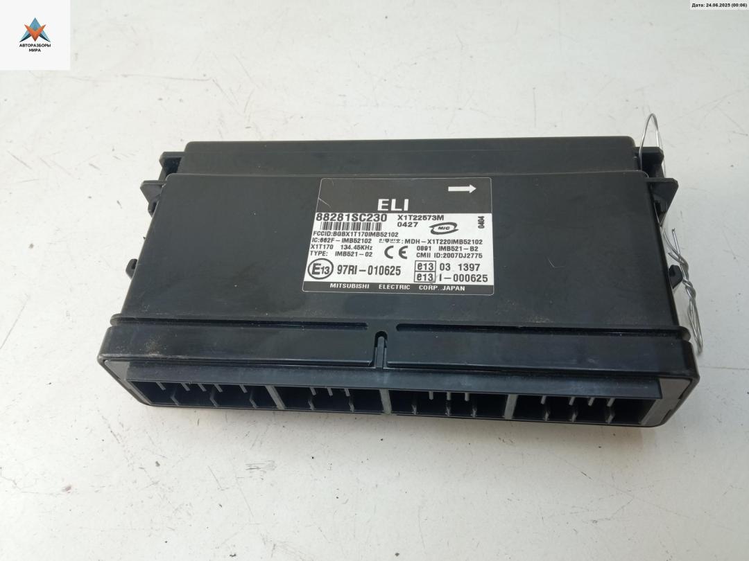 блок комфорта Subaru Forester 3 поколение (SH) 2010, 2.0 л., дизель, МКПП, чёрный, внедорожник 5 дв., 88281SC230 - фото №1