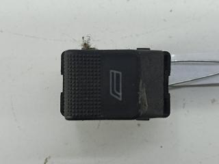 кнопка стеклоподъемника переднего левого Audi A4 B5 1999, 1.6 л., бензин, МКПП, зелёный, седан, 4D0959885