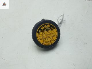 пробка расширительного бачка Toyota Avensis 2 поколение (T250) [рестайлинг] 2006, 2.2 л., дизель, МКПП, серый, универсал