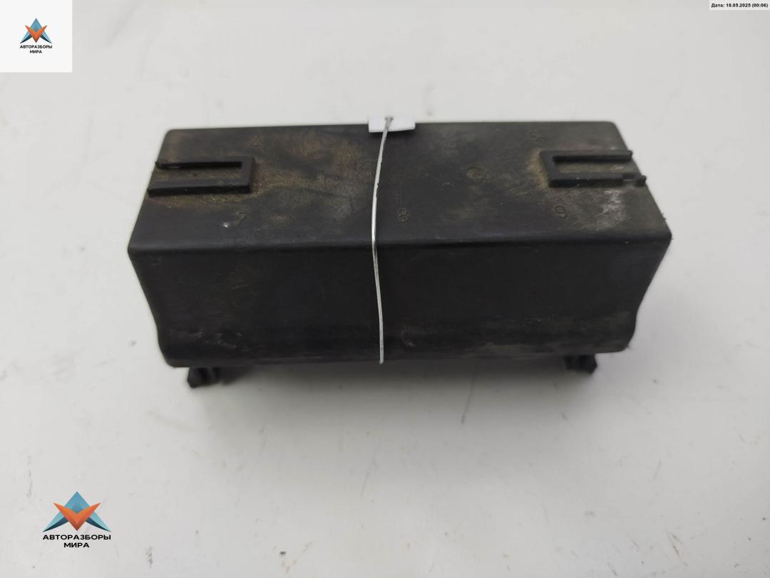 прочая запчасть Opel Vectra B 1998, 1.6 л., бензин, МКПП, красный, седан, 90504535 - фото №1