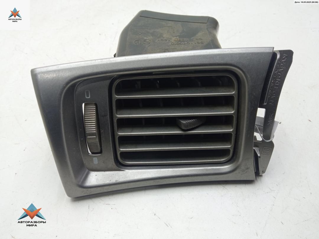 дефлектор обдува салона Subaru Forester 3 поколение (SH) 2010, 2.0 л., дизель, МКПП, чёрный, внедорожник 5 дв., 86110FG010 - фото №1