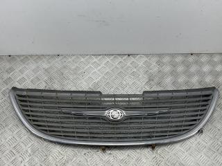 решетка радиатора Chrysler Voyager 2005, чёрный, минивэн, 4857522AA