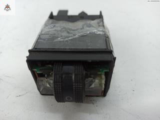 кнопка обогрева сидений Audi A6 Allroad Quattro C5 2001, 2.5 л., дизель, АКПП, серый, универсал, 4B0963563B