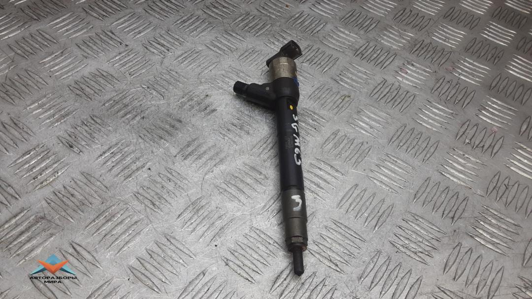 форсунка Opel Astra K 2016, 1.6 л., дизель, МКПП, хетчбэк 5 дв., 55578075 - фото №1