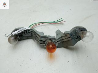 панель заднего левого фонаря Toyota Avensis 2 поколение (T250) [рестайлинг] 2006, 2.2 л., дизель, МКПП, серый, универсал