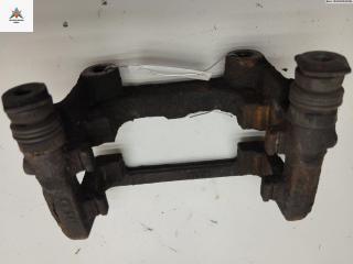 скоба суппорта Ford Mondeo 3 поколение [рестайлинг] 2005, 2.0 л., бензин, МКПП, красный, универсал