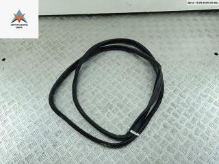 Уплотнитель крышки (двери) багажника Mercedes-Benz M-Class ML W164 2006, 4.0 л., дизель, АКПП, чёрный, внедорожник 5 дв.