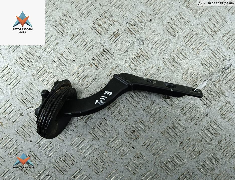 ролик двери сдвижной Mercedes-Benz M-Class ML W164 2006, 4.0 л., дизель, АКПП, чёрный, внедорожник 5 дв., 1647400018 - фото №1