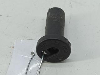 кронштейн (крепление) Audi A6 C5 1997, 1.8 л., Ti, бензин, МКПП, серый, седан, 8D0121200