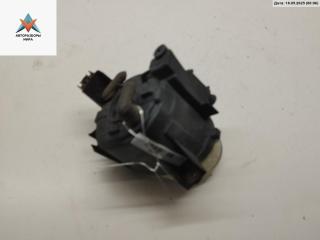 фара противотуманная левая Audi A4 B7 2005, 2.0 л., бензин, МКПП, серый, универсал, 8E0941700C