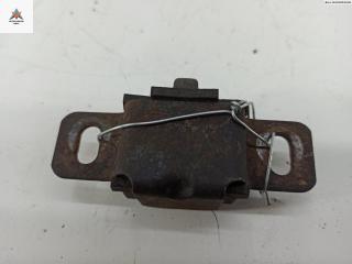 кронштейн радиатора Audi A4 B5 [рестайлинг] 1999, 1.6 л., бензин, МКПП, зелёный, седан, 4D0260427