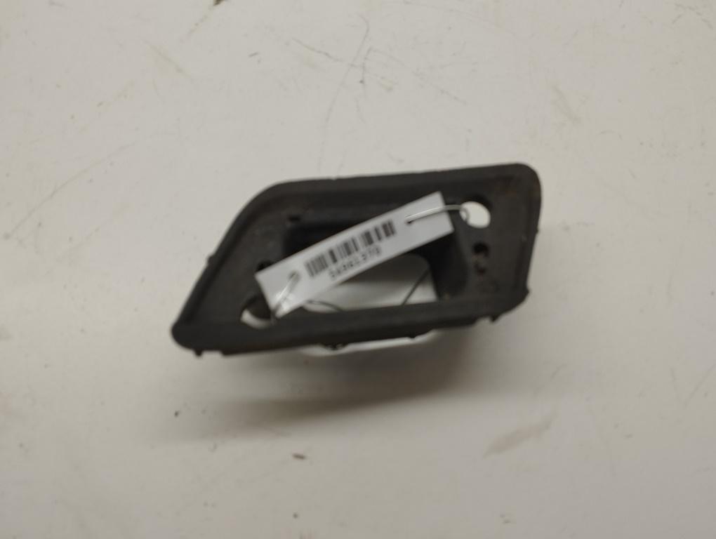 кронштейн (крепление) Audi A6 C5 2003, 2.5 л., дизель, АКПП, чёрный, универсал, 4B0807787