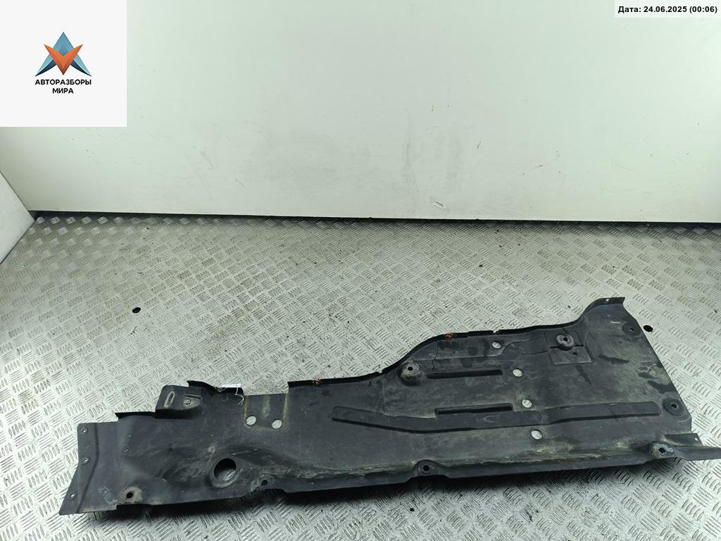 защита днища Mercedes-Benz M-Class ML W164 2006, 4.0 л., дизель, АКПП, чёрный, внедорожник 5 дв., 1646190338 - фото №1