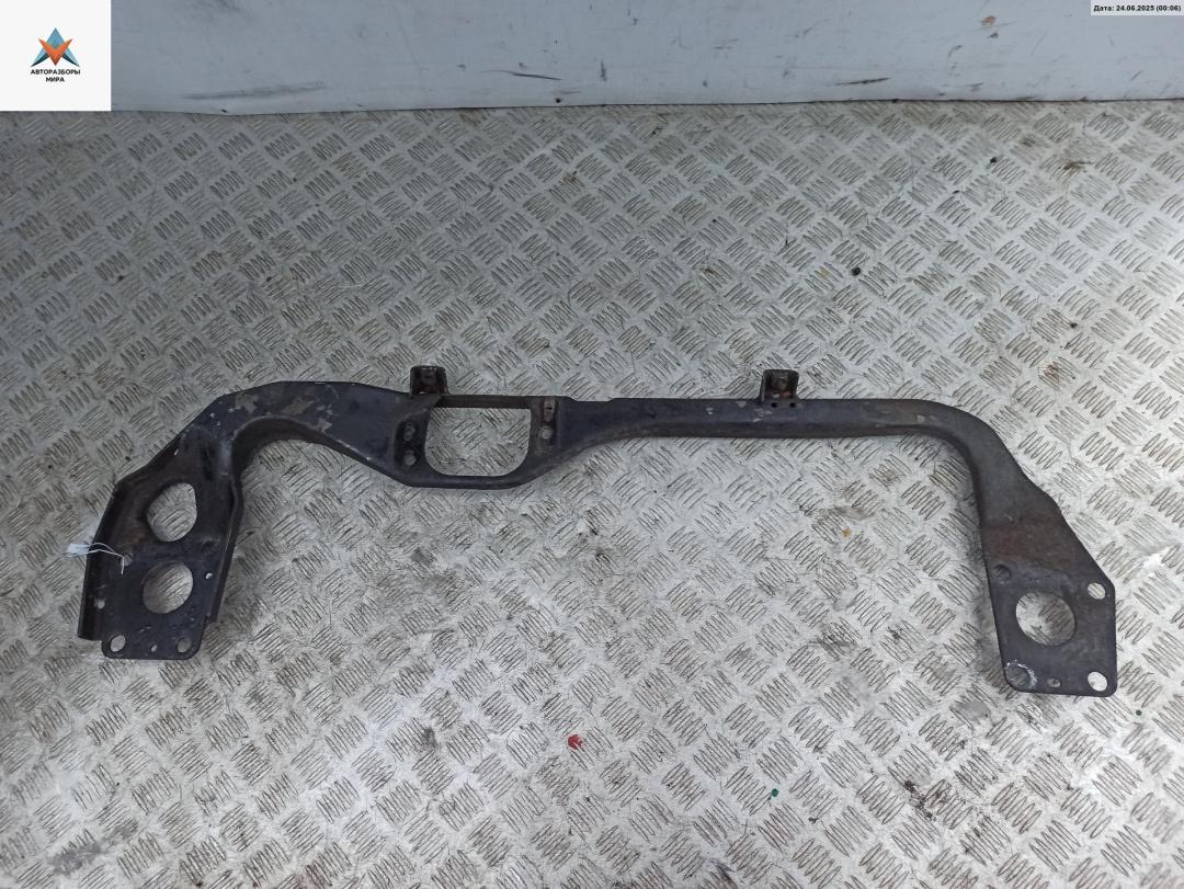 балка под радиатор Audi A6 Allroad Quattro C5 2001, 2.5 л., дизель, АКПП, серый, универсал - фото №1