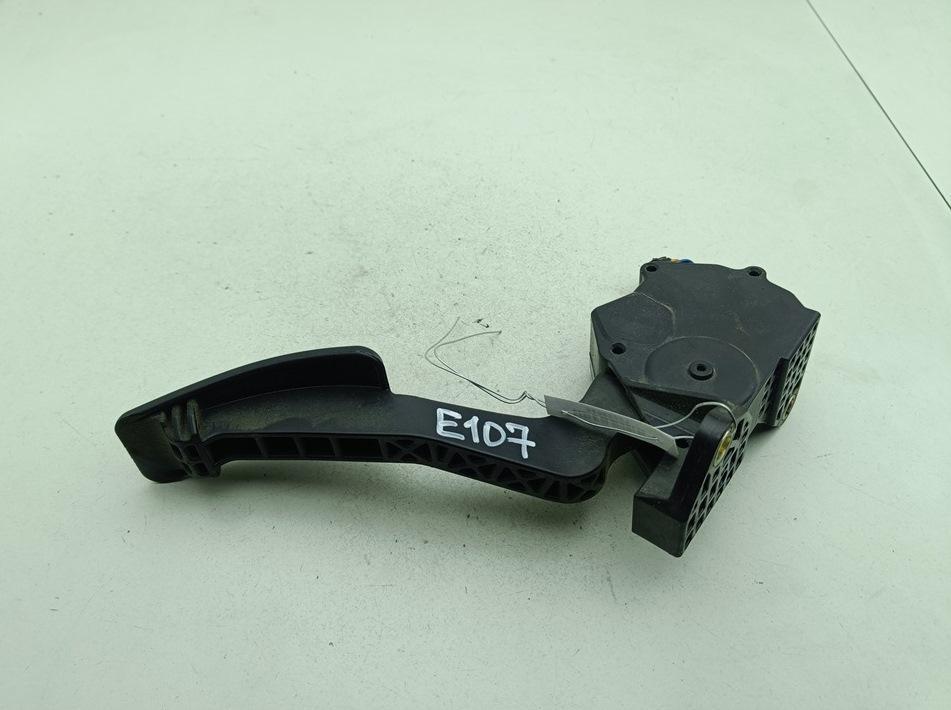 педаль Subaru Forester 3 поколение (SH) 2010, 2.0 л., дизель, МКПП, чёрный, внедорожник 5 дв., 36010AG140, 1988007120 - фото №1