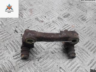 скоба суппорта Volkswagen Golf 4 поколение 1999, 1.4 л., бензин, МКПП, красный, хетчбэк 5 дв.