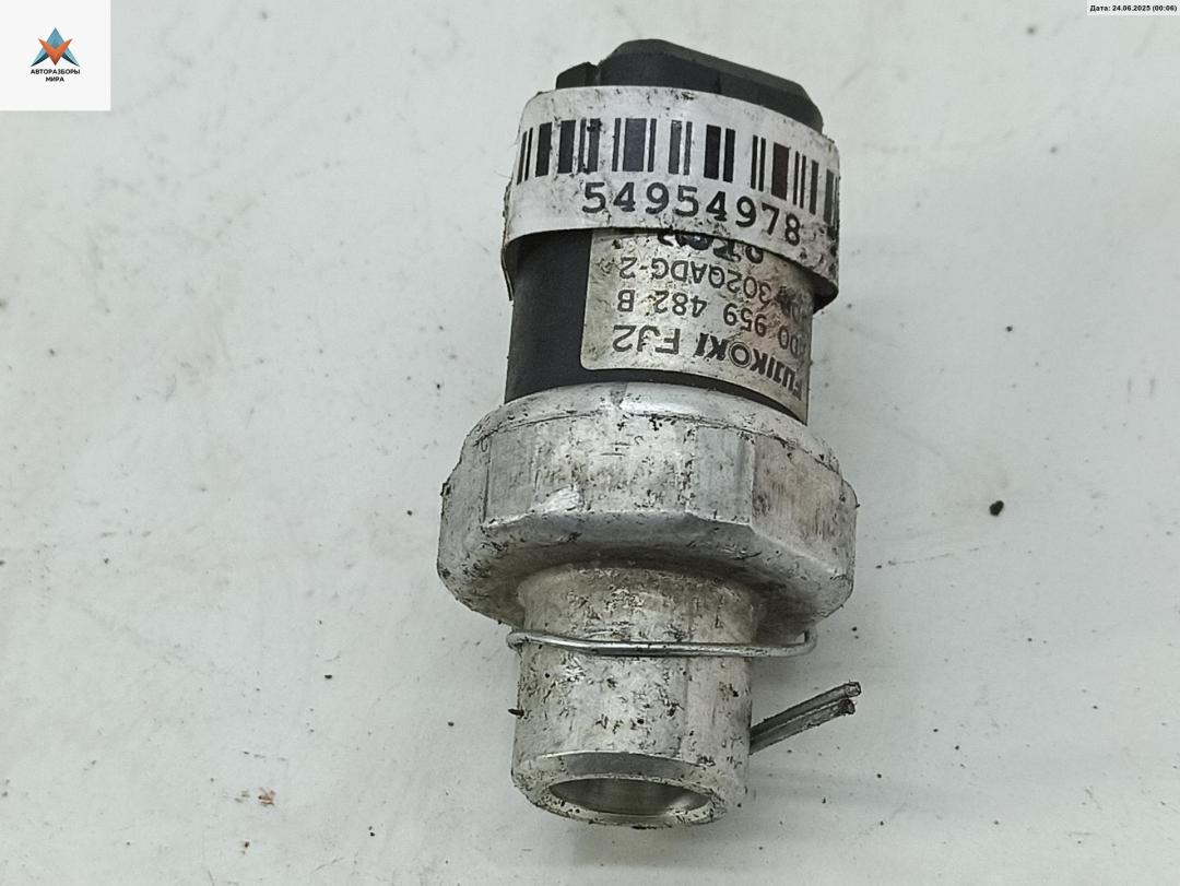 датчик кондиционера Audi A6 4B/C5 1998, 2.4 л., бензин, МКПП, синий, универсал, 8D0959482B - фото №1